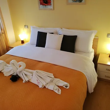 公寓式酒店 埃莉奥诺拉住宅酒店 4*