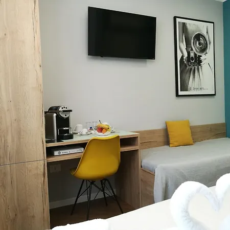 埃莉奥诺拉住宅酒店 公寓式酒店 4*