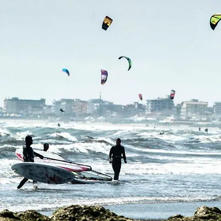 埃莉奥诺拉住宅酒店 公寓式酒店 4*