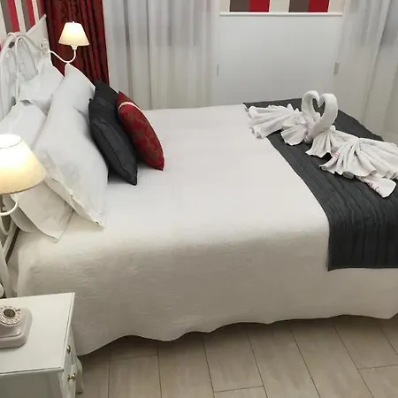 埃莉奥诺拉住宅酒店 4* 索托马里纳