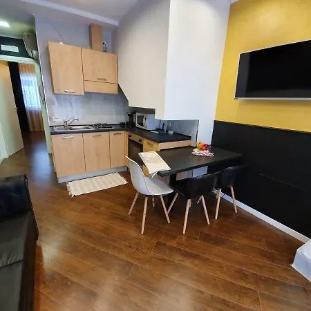 Eleonora Aparthotel 4*