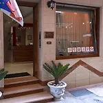 Apartmanhotel Eleonora 4*