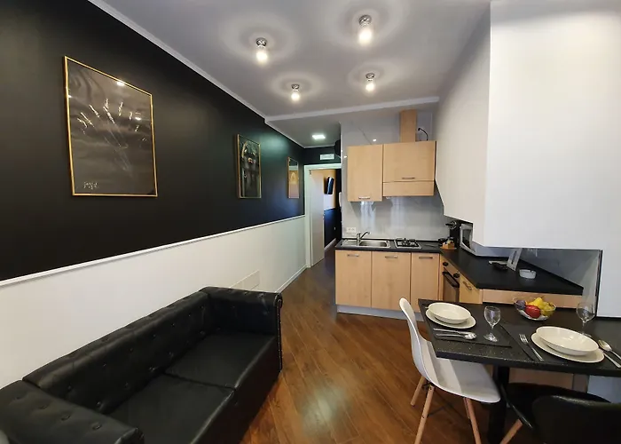 Eleonora Aparthotel 4*