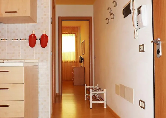 Eleonora Aparthotel 4*